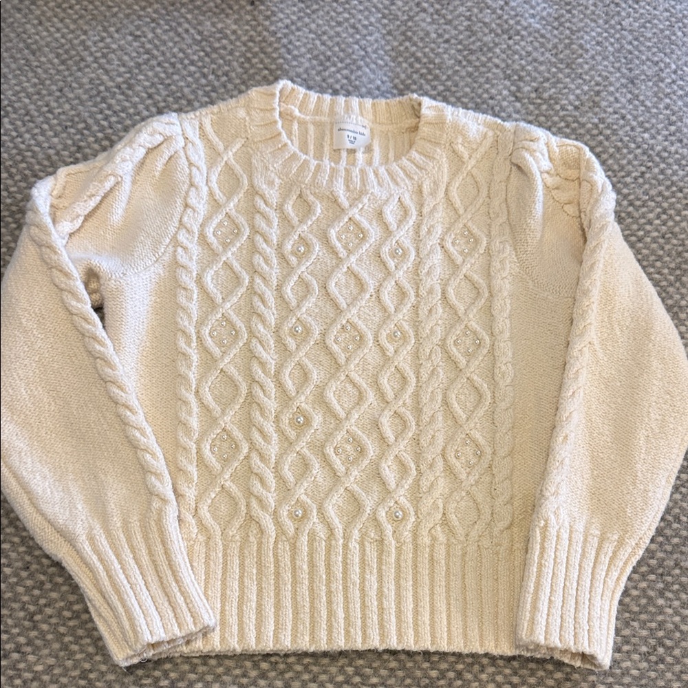 Abercrombie Girls Cream Cable Knit Sweater with pearls 9/10